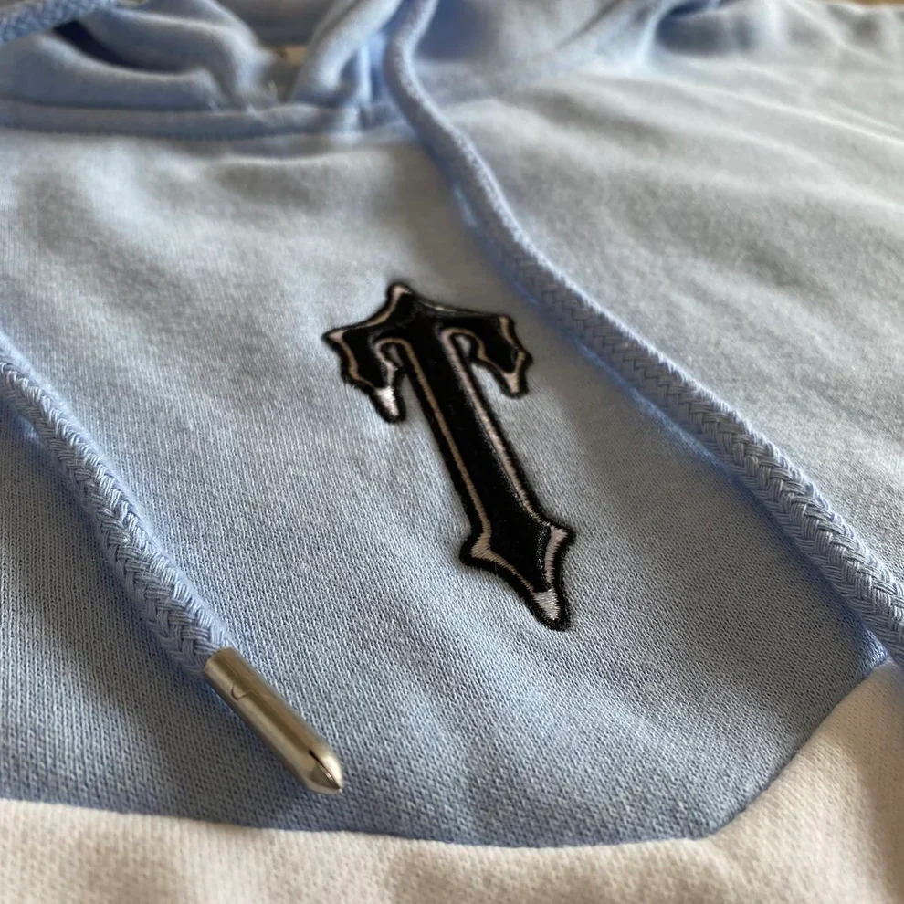 Trapstar V-Stripe Hooded Tracksuit - Cashmere Blue / White / Grey - Image 3